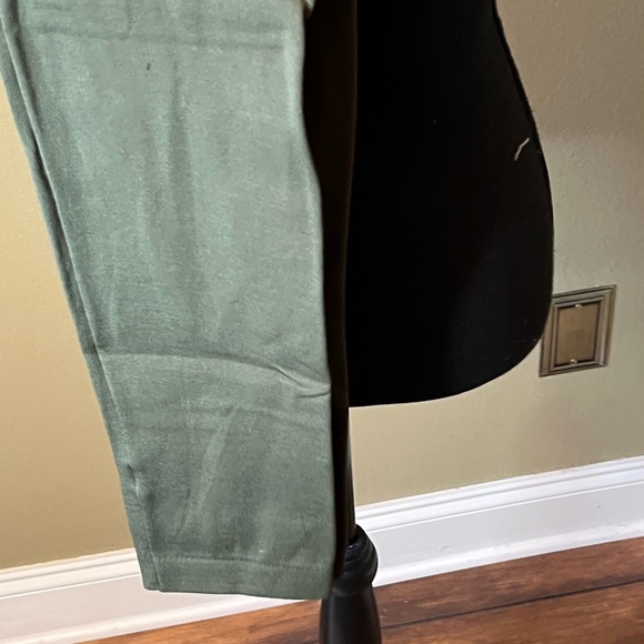 Olive colored fleece lined leggings.  NWT - Picture 8 of 9